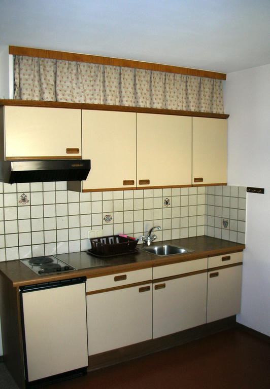 Cafe Rainer Apartment Санкт Йохан ин Тирол Стая снимка