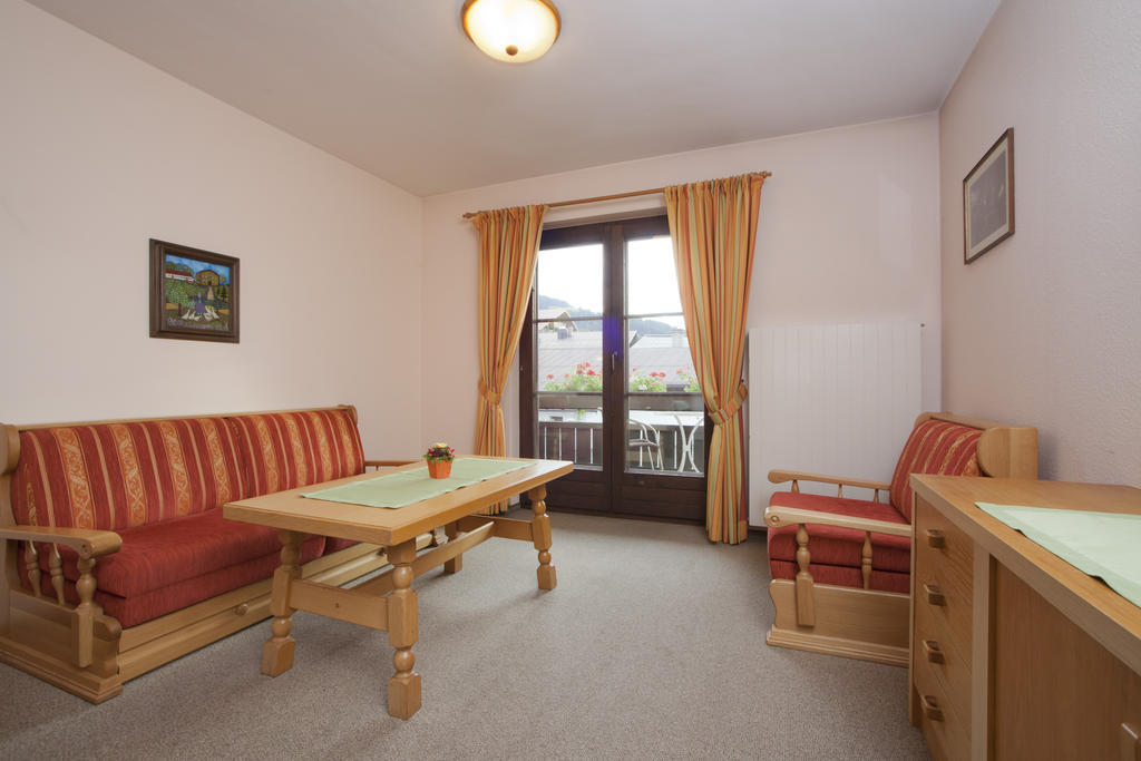 Cafe Rainer Apartment Санкт Йохан ин Тирол Стая снимка